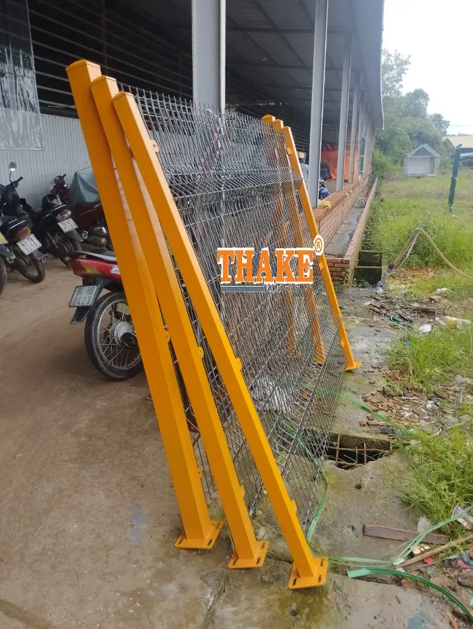 Trụ Vuông hàn bas KT - Dày 1.2mm, Vuông 60-cao 1.6m- Màu xanh